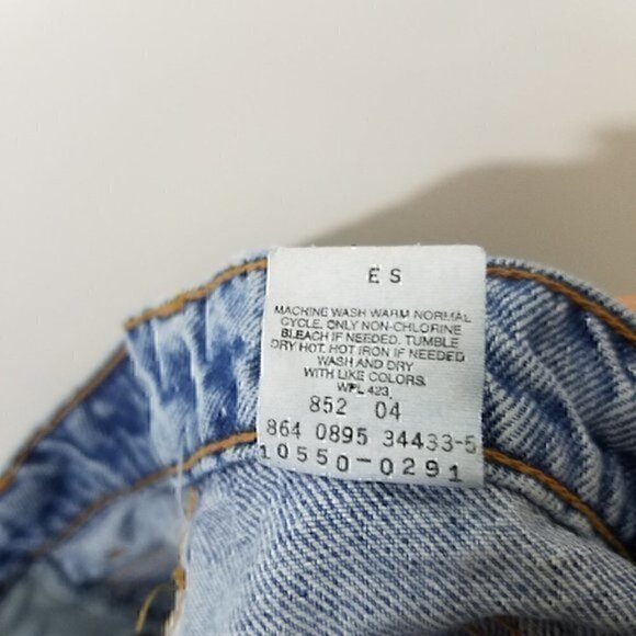 VTG Levi's 550 High Rise Jean Shorts Size 7 MED - Picture 4 of 4